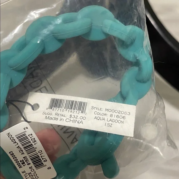 Marc by Marc Jacobs Aqua Lagoon Turnlock Silicone Stretch Bracelet - Picture 9 of 9